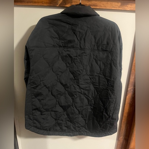 Alpine Design Women’s Quilted Button-up Jacket Size: Large - Picture 5 of 6